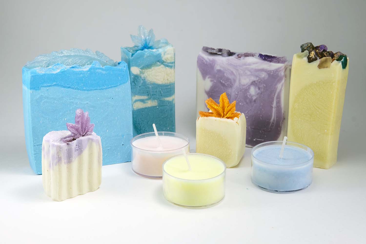 https://ucan-cannabis.ca/wp-content/uploads/2022/02/Cold-Pressed-Soaps-Group-1.jpg