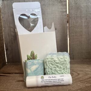 https://ucan-cannabis.ca/wp-content/uploads/2024/04/infused-small-gift-box2-300x300.jpeg